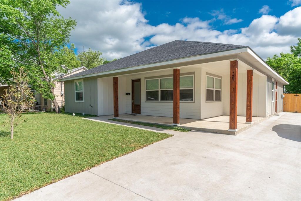 1711 Sycamore Street 4, Commerce, TX 75428