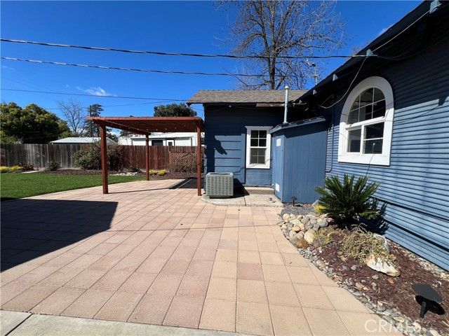 112 W 23rd, Merced, CA 95340