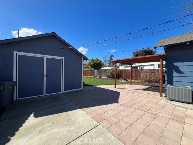 112 W 23rd, Merced, CA 95340