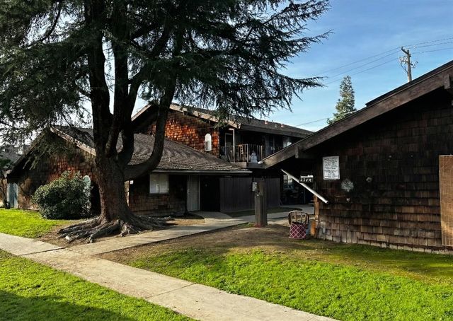 3779 N Abby Street, Fresno, CA 93726