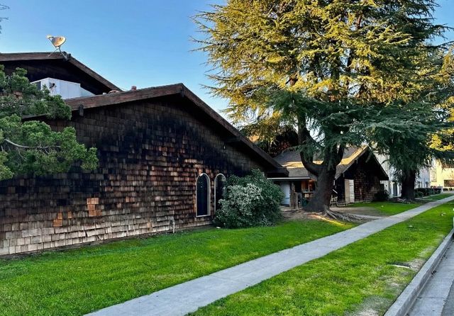 3779 N Abby Street, Fresno, CA 93726