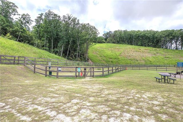 261 Dupont Drive, Cartersville, GA 30121