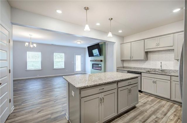 261 Dupont Drive, Cartersville, GA 30121