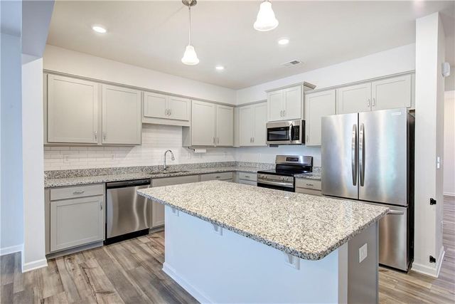 261 Dupont Drive, Cartersville, GA 30121