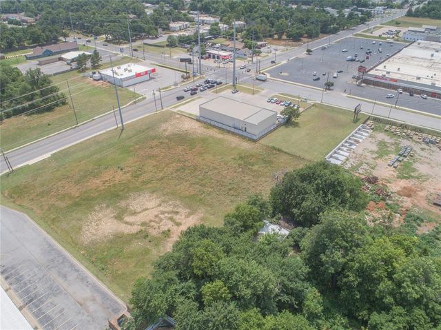 1120 N Rockwell Avenue, Oklahoma City, OK 73127