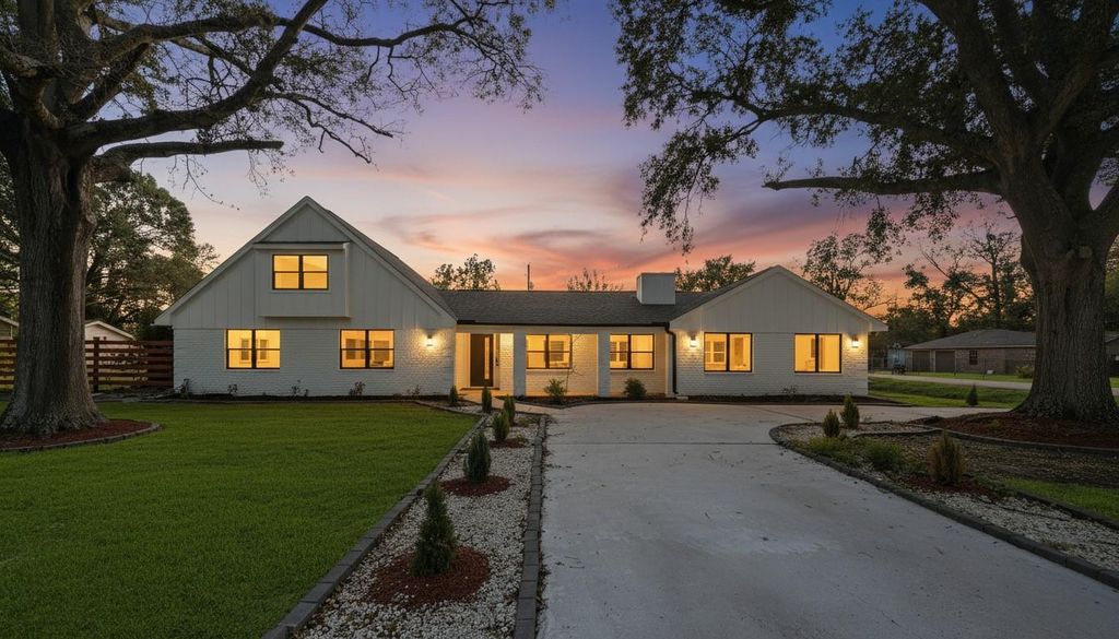 8102 Gulick Lane, Houston, TX 77075