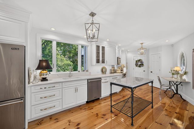58 Keziahs Lane, Orleans, MA 02653