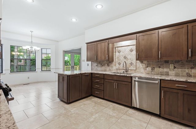 14001 Longtree Drive, Little Rock, AR 72212