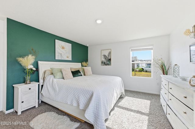 2437 FALLING STAR Lane, Green Cove Springs, FL 32043