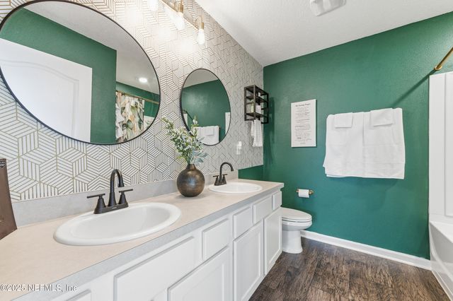 2437 FALLING STAR Lane, Green Cove Springs, FL 32043