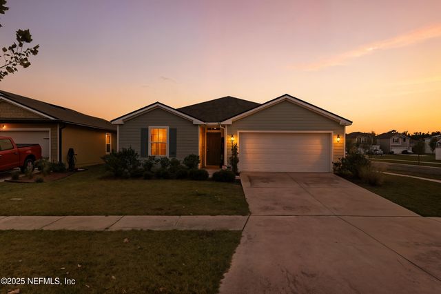 2437 FALLING STAR Lane, Green Cove Springs, FL 32043