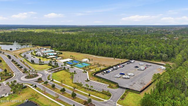 2437 FALLING STAR Lane, Green Cove Springs, FL 32043