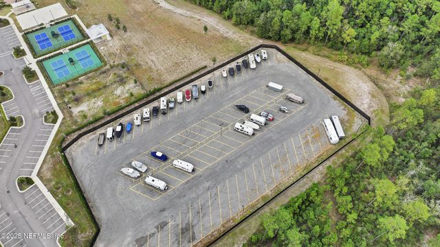 2437 FALLING STAR Lane, Green Cove Springs, FL 32043