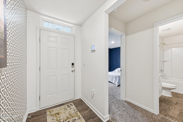 2437 FALLING STAR Lane, Green Cove Springs, FL 32043