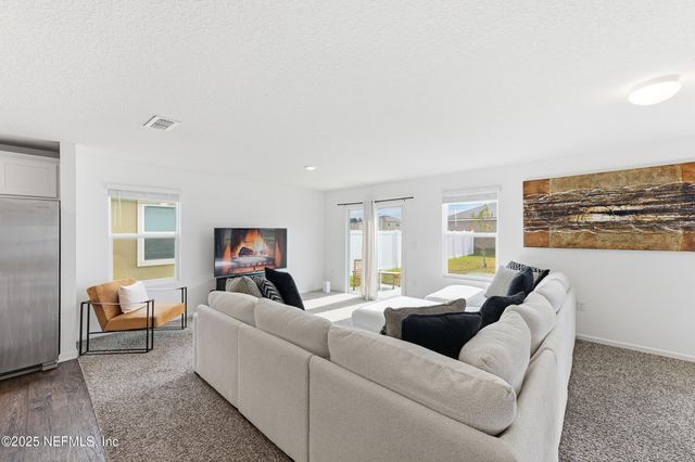 2437 FALLING STAR Lane, Green Cove Springs, FL 32043