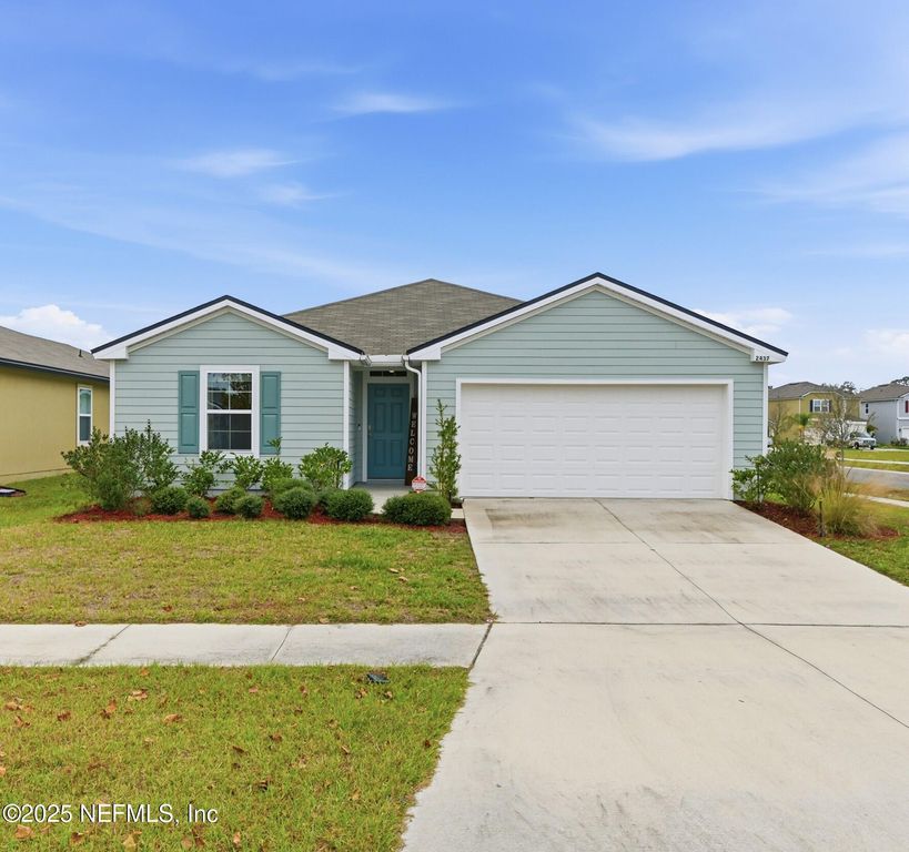 2437 FALLING STAR Lane, Green Cove Springs, FL 32043