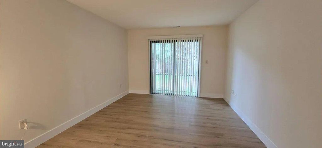 1614 SILVER CT, HAMILTON, NJ 08690 — photo 4
