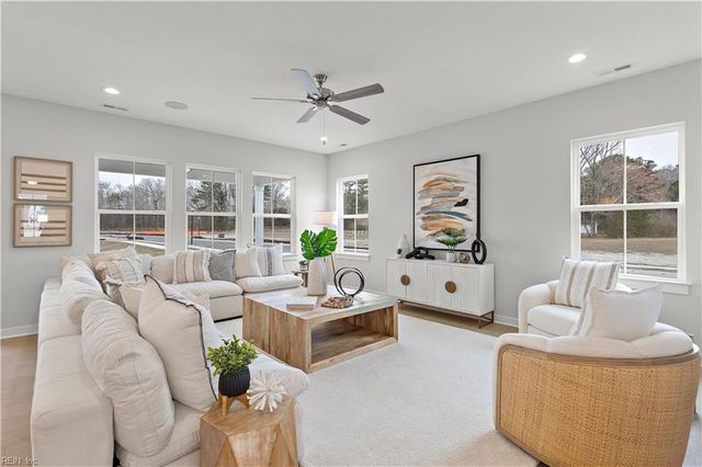 MM Macon, Chesapeake, VA 23322