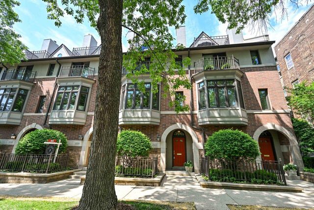 1012 E Lyon STREET #1012, Milwaukee, WI 53202