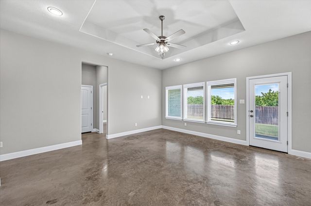 218 Rees Avenue, Godley, TX 76044