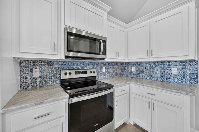 218 Rees Avenue, Godley, TX 76044