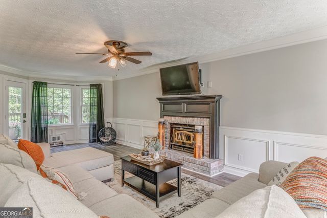 323 Schoolhouse Road, Rockmart, GA 30153
