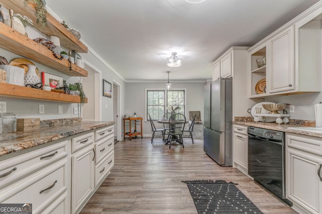 323 Schoolhouse Road, Rockmart, GA 30153