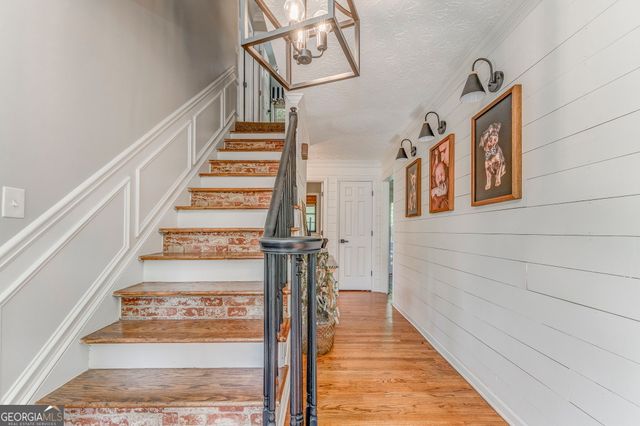 323 Schoolhouse Road, Rockmart, GA 30153