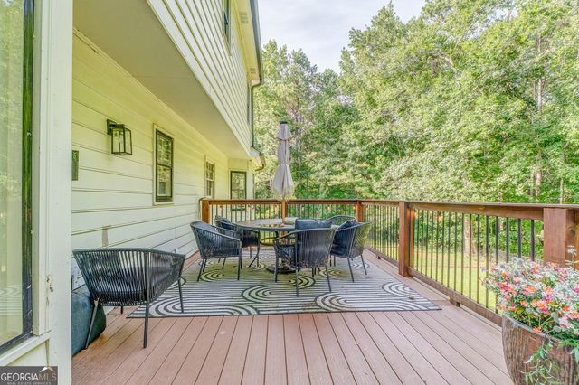 323 Schoolhouse Road, Rockmart, GA 30153