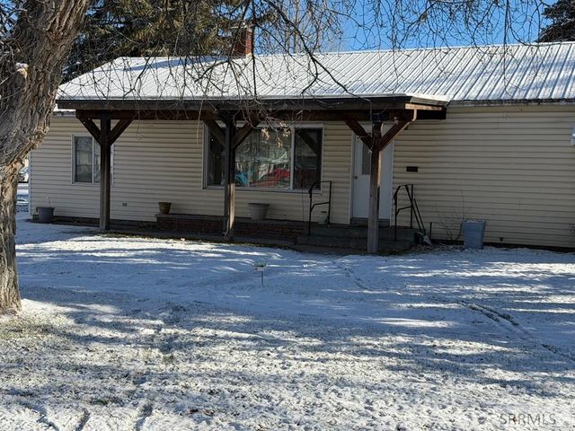 74 N 3rd W, Rexburg, ID 83440