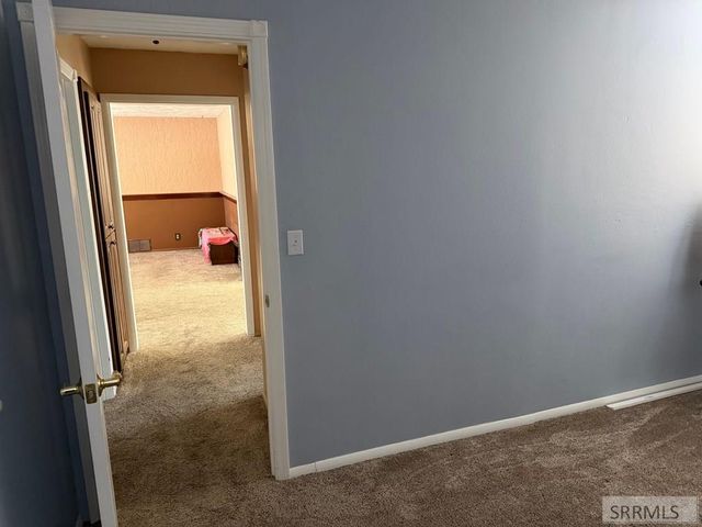 74 N 3rd W, Rexburg, ID 83440