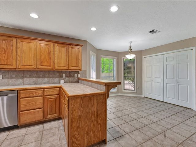 262 Creekwood Drive, Huntington, TX 75949