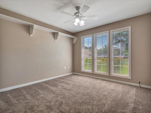 262 Creekwood Drive, Huntington, TX 75949