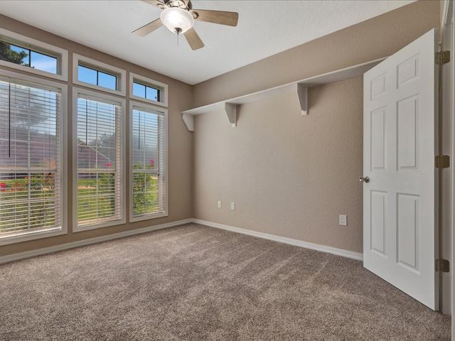 262 Creekwood Drive, Huntington, TX 75949