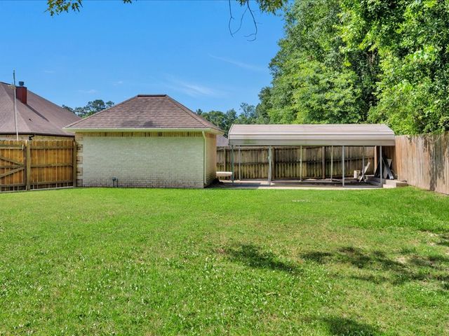262 Creekwood Drive, Huntington, TX 75949