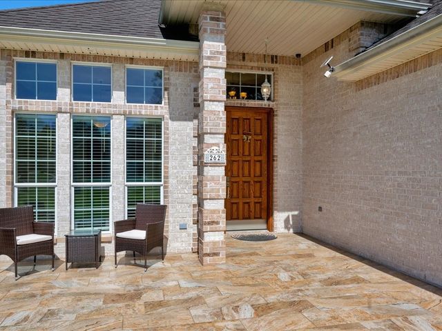 262 Creekwood Drive, Huntington, TX 75949