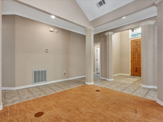 262 Creekwood Drive, Huntington, TX 75949