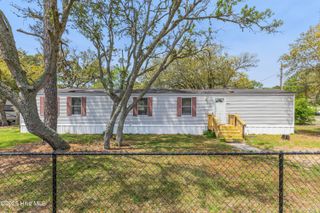 2425 Oakland Street, Supply, NC 28462