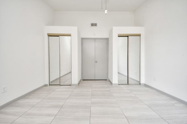 8055 Cambridge Street 30, Houston, TX 77054