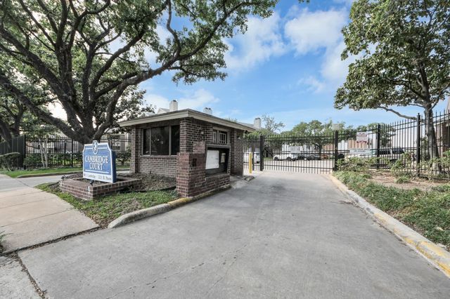 8055 Cambridge Street 30, Houston, TX 77054