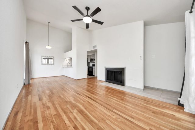 8055 Cambridge Street 30, Houston, TX 77054