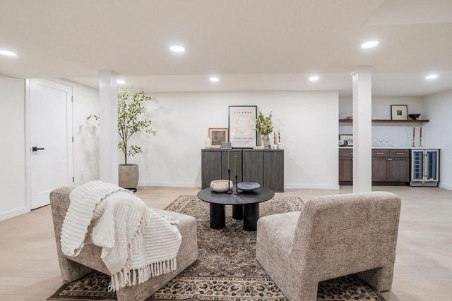 2285 N 166th STREET, Brookfield, WI 53005