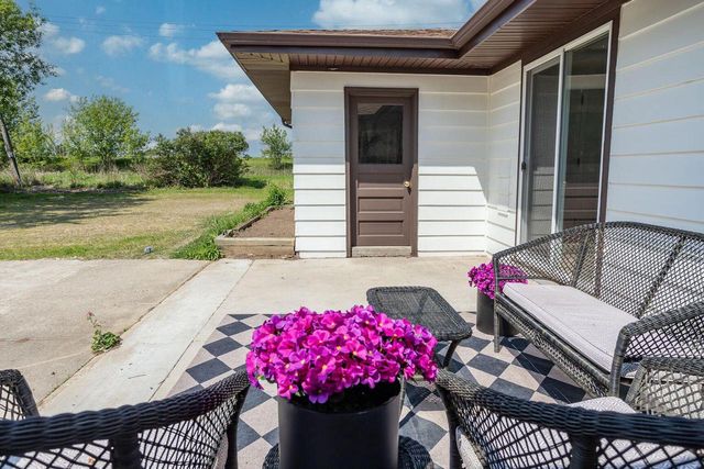 2285 N 166th STREET, Brookfield, WI 53005