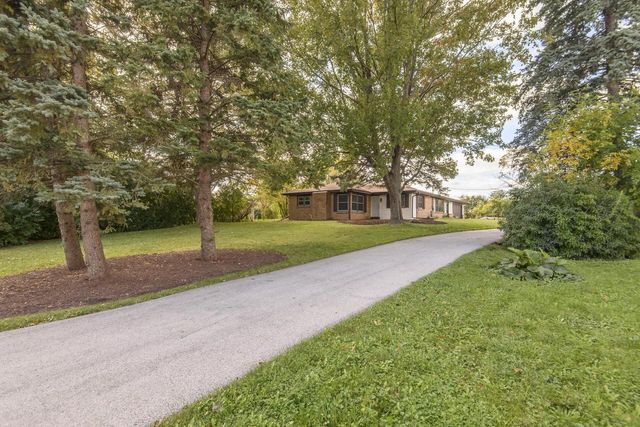 2285 N 166th STREET, Brookfield, WI 53005