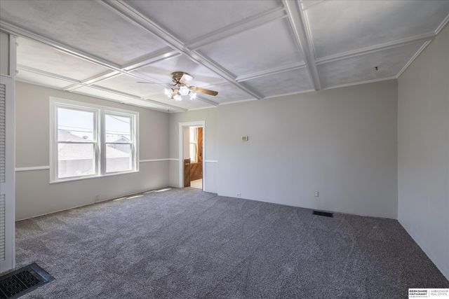 220 S 3rd Street, Council Bluffs, IA 51503