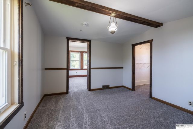 220 S 3rd Street, Council Bluffs, IA 51503