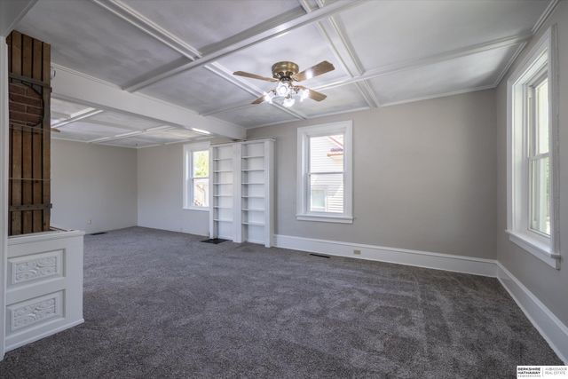 220 S 3rd Street, Council Bluffs, IA 51503