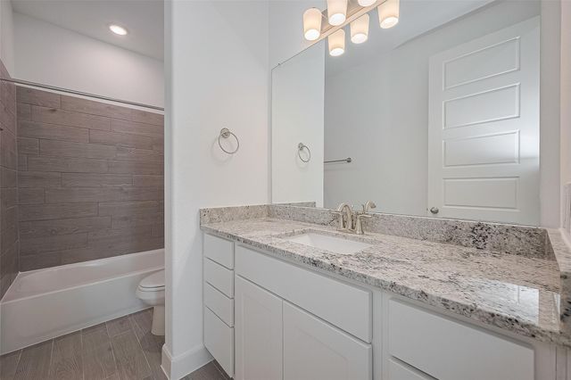 2907 Golden Isle Drive, Texas City, TX 77568