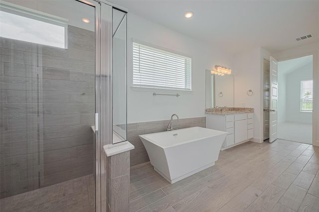 2907 Golden Isle Drive, Texas City, TX 77568