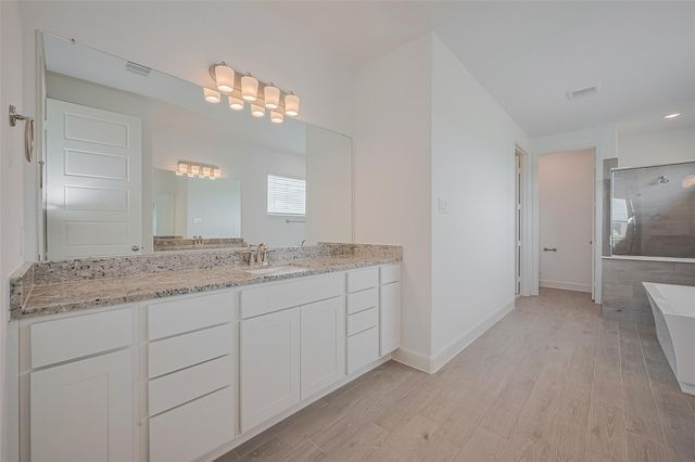 2907 Golden Isle Drive, Texas City, TX 77568